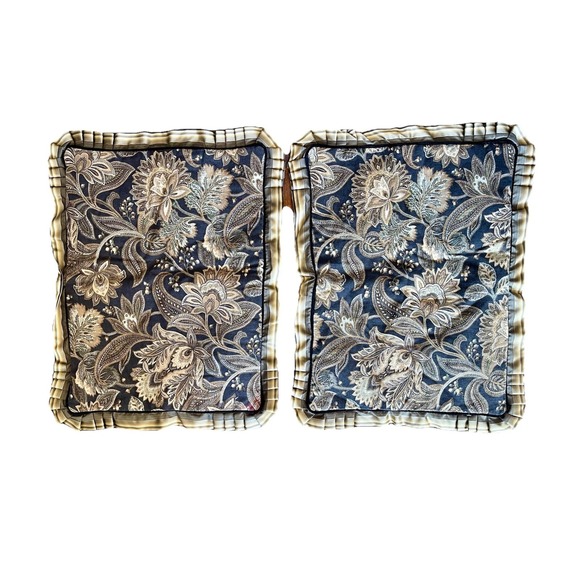 J. Queen New York Pillow Shams Set of 2  Floral  Black Gold - Picture 4 of 6